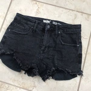 Denim shorts - Mossimo (size 2)